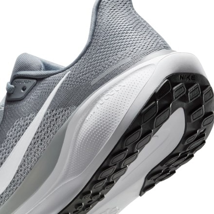 Nike Pegasus 41 Road-Running Shoes - Men's 7