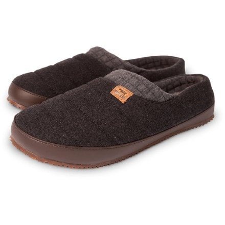 freewaters jeffrey slippers