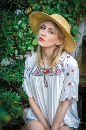Scala Levanzo Raffia Big Brim Sun Hat - Women's 4