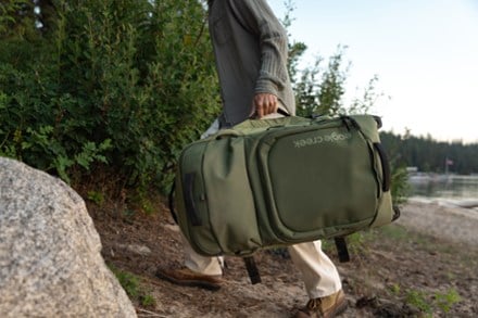 Location Image of color Olive Green
