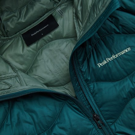 Peak Performance Helium Down Hood Jacket - Women's 4
