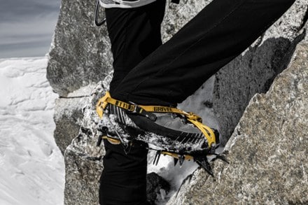 Grivel G12 LT Crampons 2
