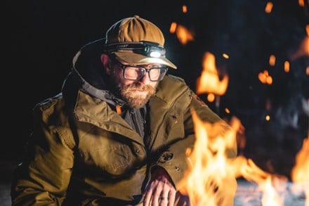 Coast WPH10R 1,000-Lumen Rechargeable Headlamp 8