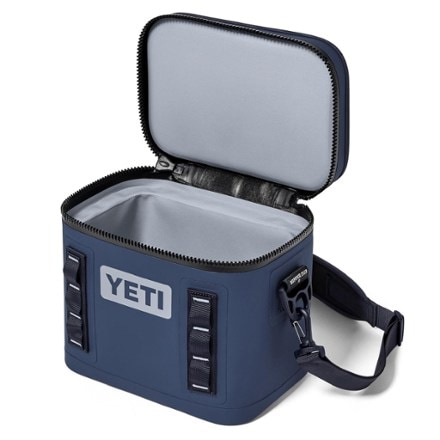 YETI Hopper Flip 8 Soft Cooler 4