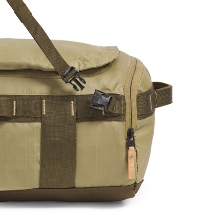 The North Face Base Camp Voyager Duffel - 32 L 6