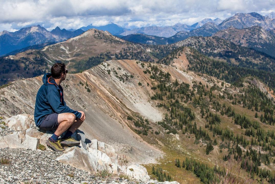 Location Image for Light Hiker Micro Crew Socks - Men's