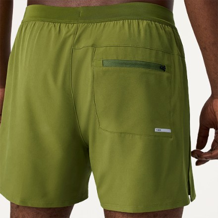 Vuori Course Shorts Lined 5" - Men's 9
