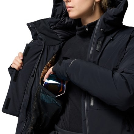 Columbia Roffee Ridge Down Jacket - Women's Goggles not included