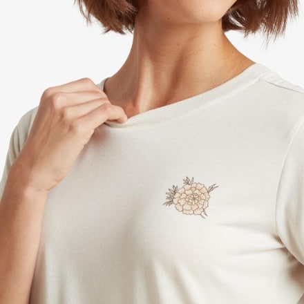 Sherpa Adventure Gear Bali Mountain T-Shirt - Women's 6