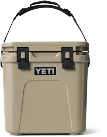 YETI Roadie 24 2.0 Hard Cooler 1