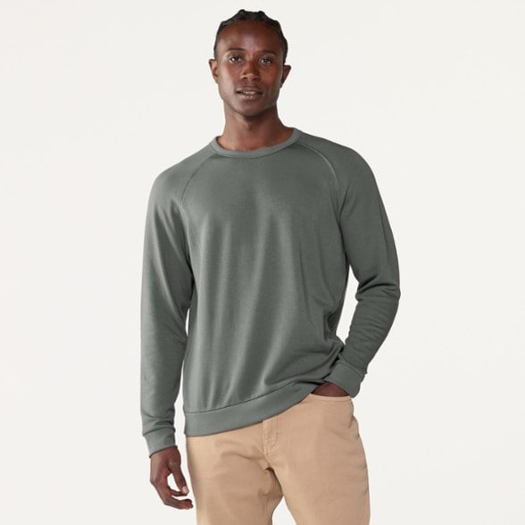 Model info: Height: 6' 1" | Waist: 30" | Wearing size: M