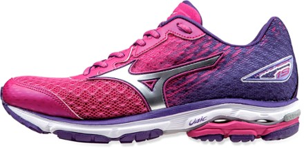 mizuno womens runners