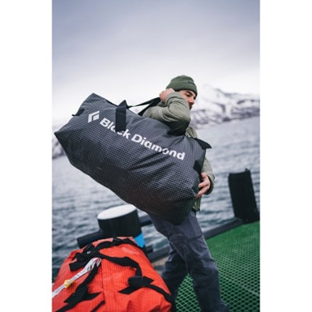 Black Diamond Mission 100 L Duffel Bag 8