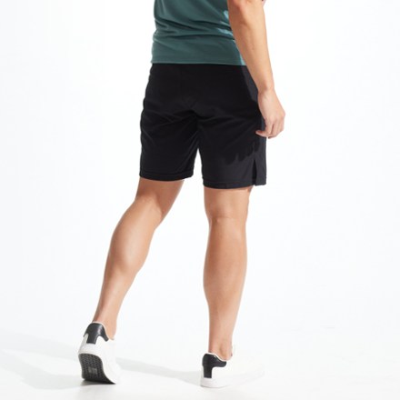 PEARL iZUMi Prospect 2-in-1 Bike Shorts with Liner - Men's 2