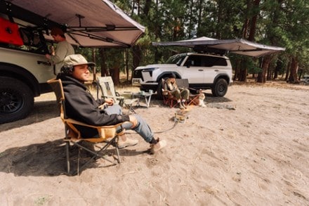 Yakima OverNOut 270 XL Awning - RH 4