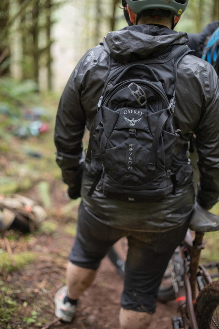 Location Image for Raven 14 Hydration Pack - Women's