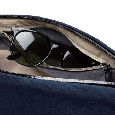 Bellroy Venture Sling 9 L 7