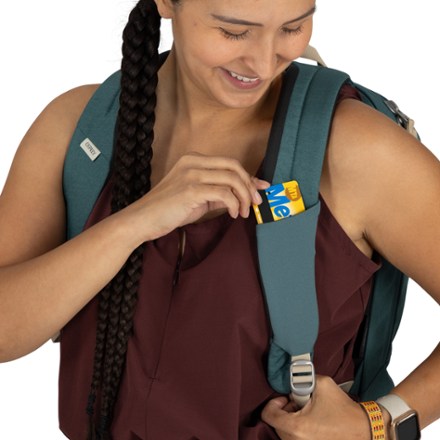 osprey arcane small backpack Buy Day - Everday - Commute in Singapore & Malaysia Organizational pocketing and a padded laptop sleeve keep contents findable while interior pockets grant quick access to essentials Osprey Arcane Small Day Latte