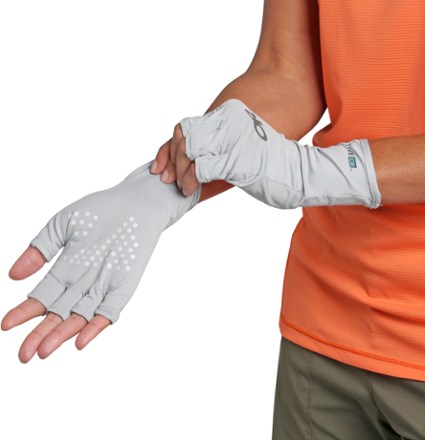 ActiveIce Spectrum Sun Gloves