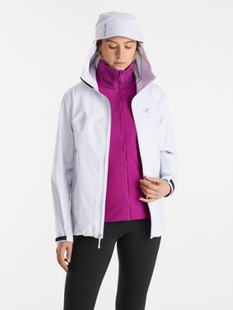 Arc'teryx Atom Lightweight Insulated Hoodie - Women's 8