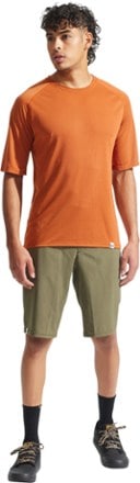 PEARL iZUMi Canyon Bike Shorts with Liner - Men's 3