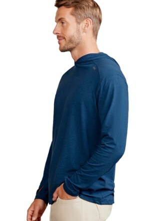 tasc Performance Carrollton Lightweight Hoodie - Men's 3
