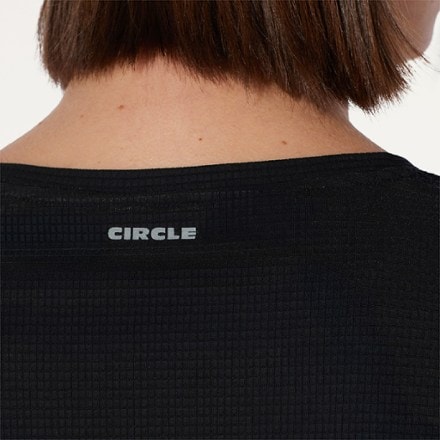 CIRCLE Legend T-Shirt 2.0 - Women's 6