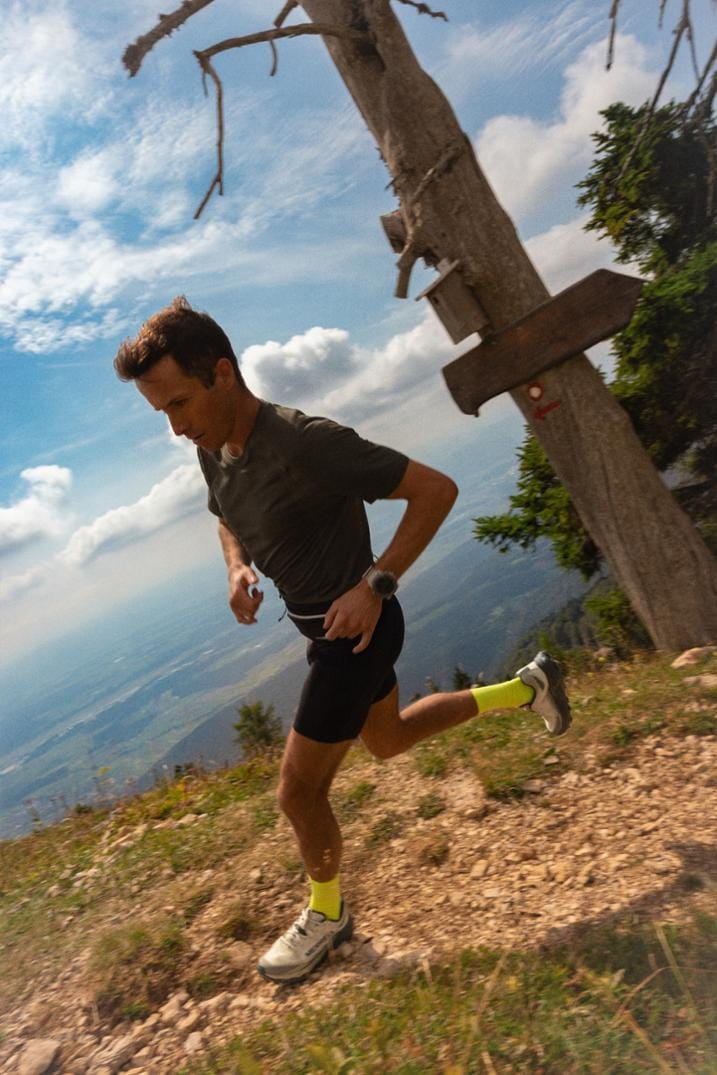 Location Image for Agility Peak 6 Trail-Running Shoes - Men's