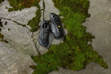 Location Image for Lone Peak 9+ GTX Trail-Running Shoes - Women's