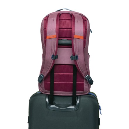 Cotopaxi Allpa 26 L Pack 9
