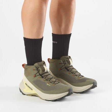 Salomon Genesis Mid GORE-TEX Hiking Boots - Men's 6