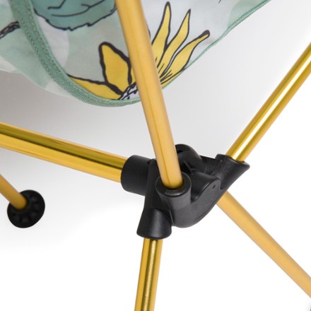 Parks Project Peanuts x Parks Project Packable Camp Chair 5