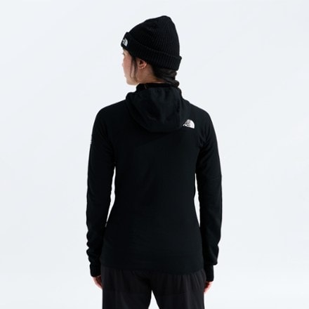 On Body Image of color Tnf Black