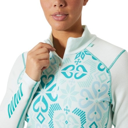 Helly Hansen LIFA Merino Midweight 2-in-1 Graphic Half-Zip Base Layer Top - Women's 4