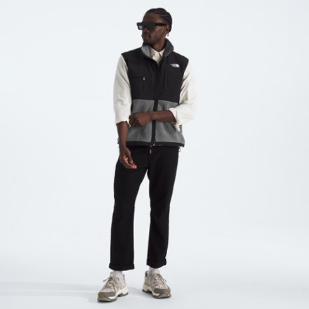 The North Face Retro Denali Vest - Men's 3