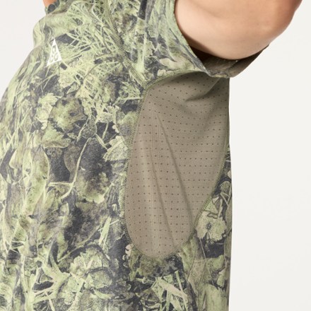 Nike ACG Solar Chase T-Shirt - Men's 6