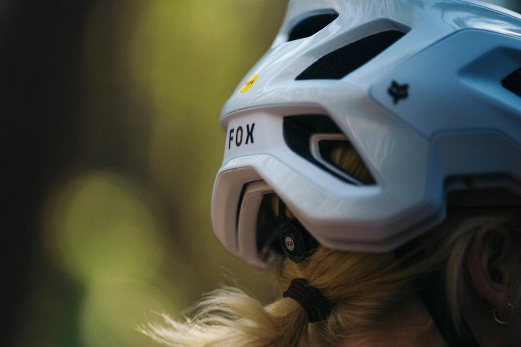 Location Image for SpeedFrame RS Mips Bike Helmet
