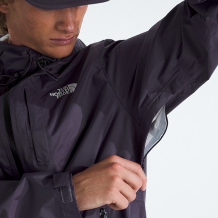 The North Face Alta Vista Rain Jacket - Men's 5