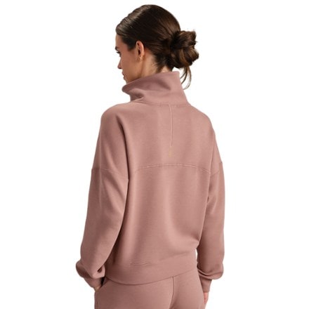 RHONE DreamGlow Half-Zip - Women's 2