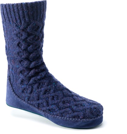 acorn slipper outlet