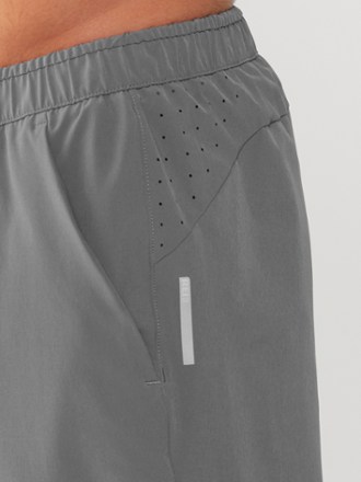 REI Co-op Active Pursuits Shorts - Men's 7" Inseam 4