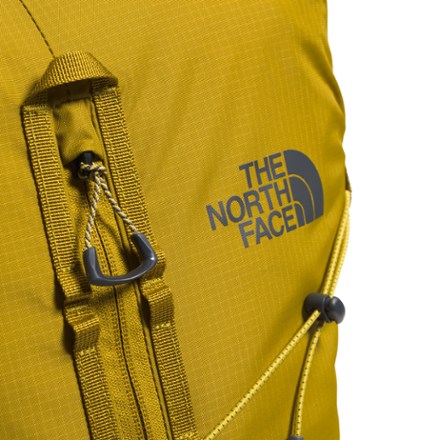 The North Face Borealis Trail 28 Pack 4
