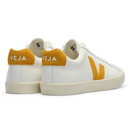 VEJA Esplar Leather Shoes - Women's 2