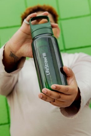 LifeStraw Go Series Water Filter Bottle - 34 fl. oz. 3