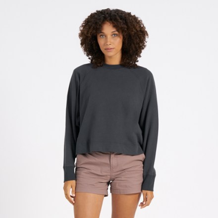 vuori restore crew pullover