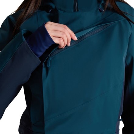 SENIQ Slopestar Insulated Ski Jacket - Women's 6