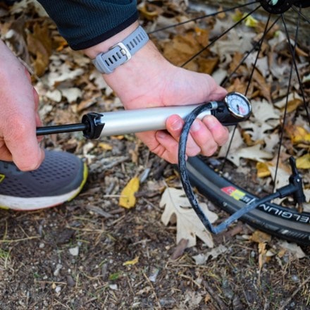 Planet Bike Versair Mini Bike Pump 7