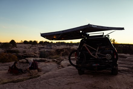 Location Image for OverNOut 270 Awning - LH