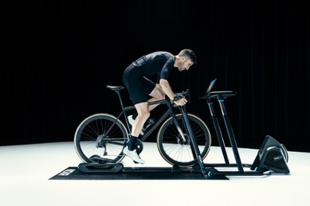 Wahoo Fitness KICKR ROLLR Bike Trainer 8