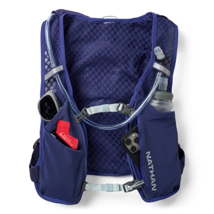 Nathan Quick Start 15 L Hydration Vest 4